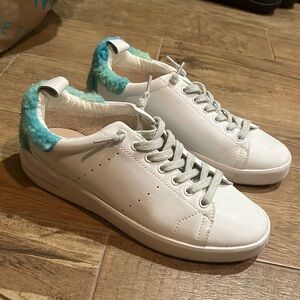 Vintage Havana sneakers with fur